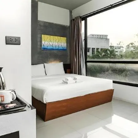B2 Green Boutique And Budget Hotel-3